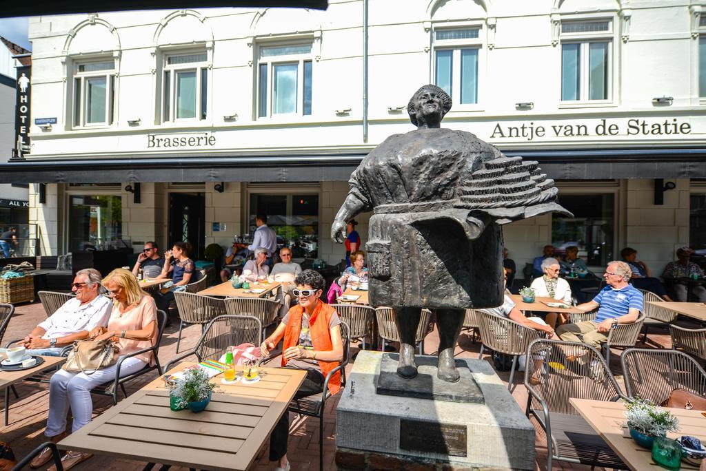 Brasserie-Hotel Antje Van De Statie Веерт Екстериор снимка